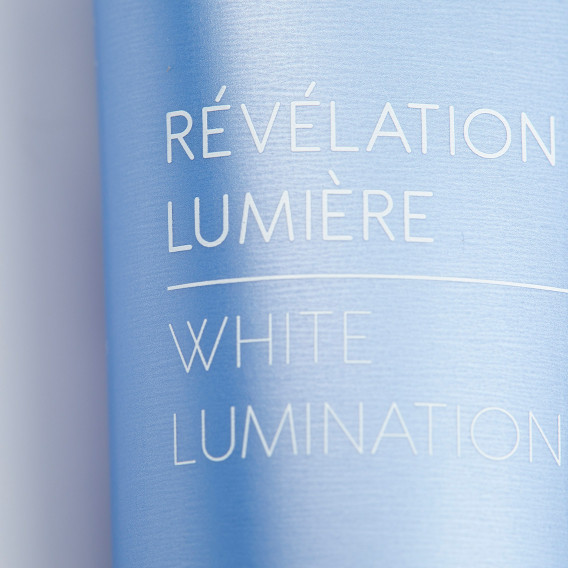 White Lumination Essential Minerals Brightening Mask