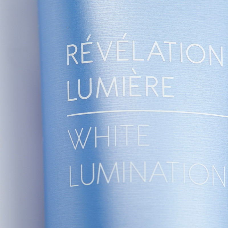 White Lumination Essential Minerals Brightening Mask